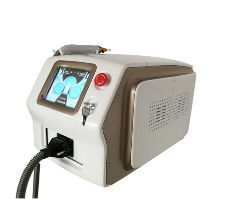 Harga yang bagus Mesin Penghapusan Tato Q Beralih Laser Yang Kuat Untuk Klinik Dan Salon 1000W on line